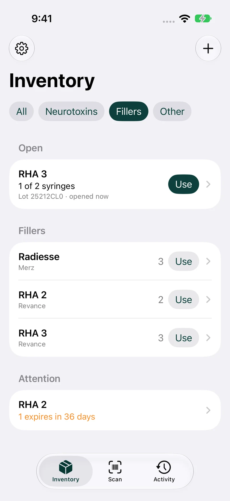 Rastro inventory filtered to fillers, showing an open RHA 3 box and syringe counts.